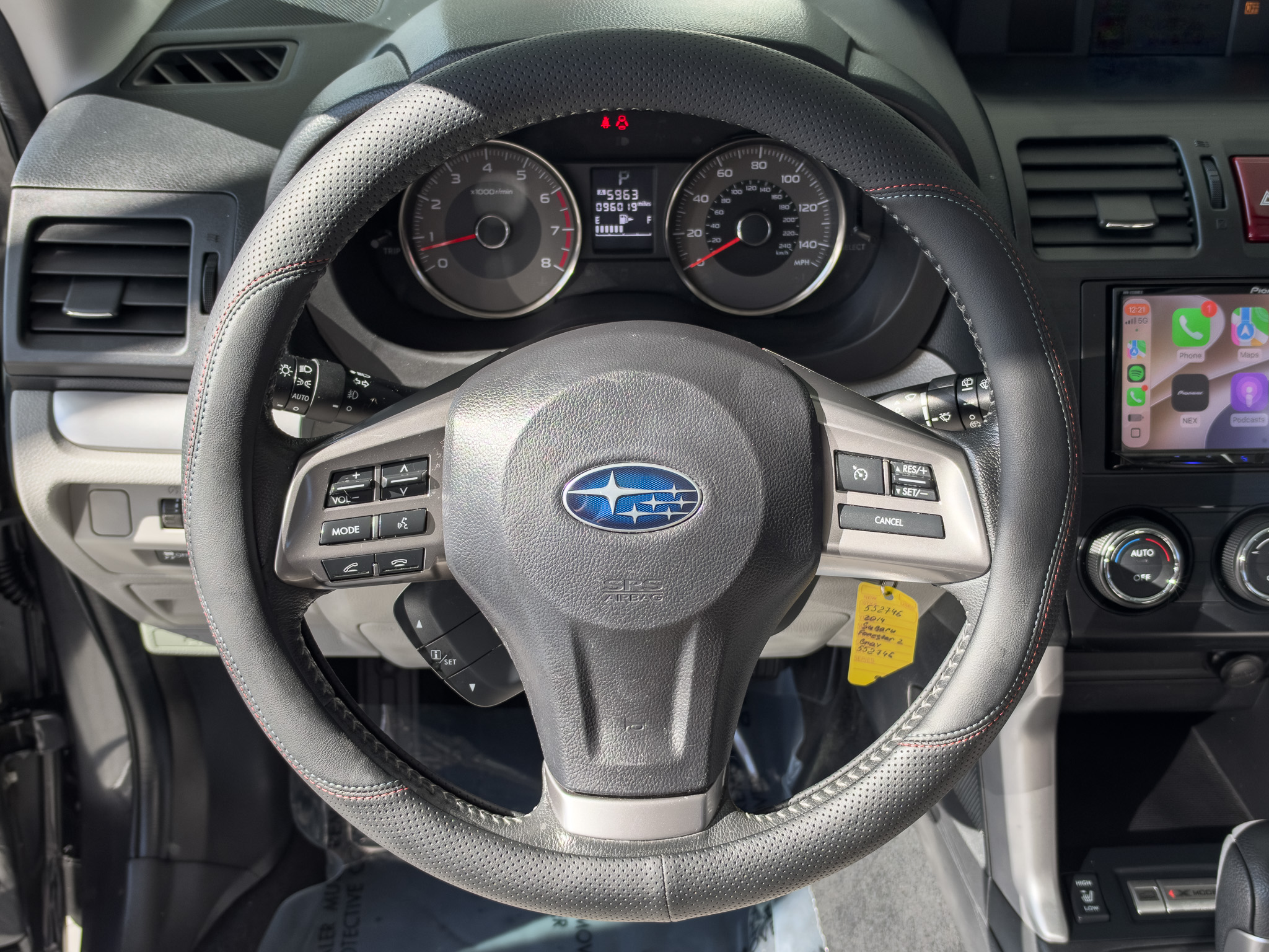 Used 2014 Subaru Forester 2.5i Limited AWD/4WD image 9