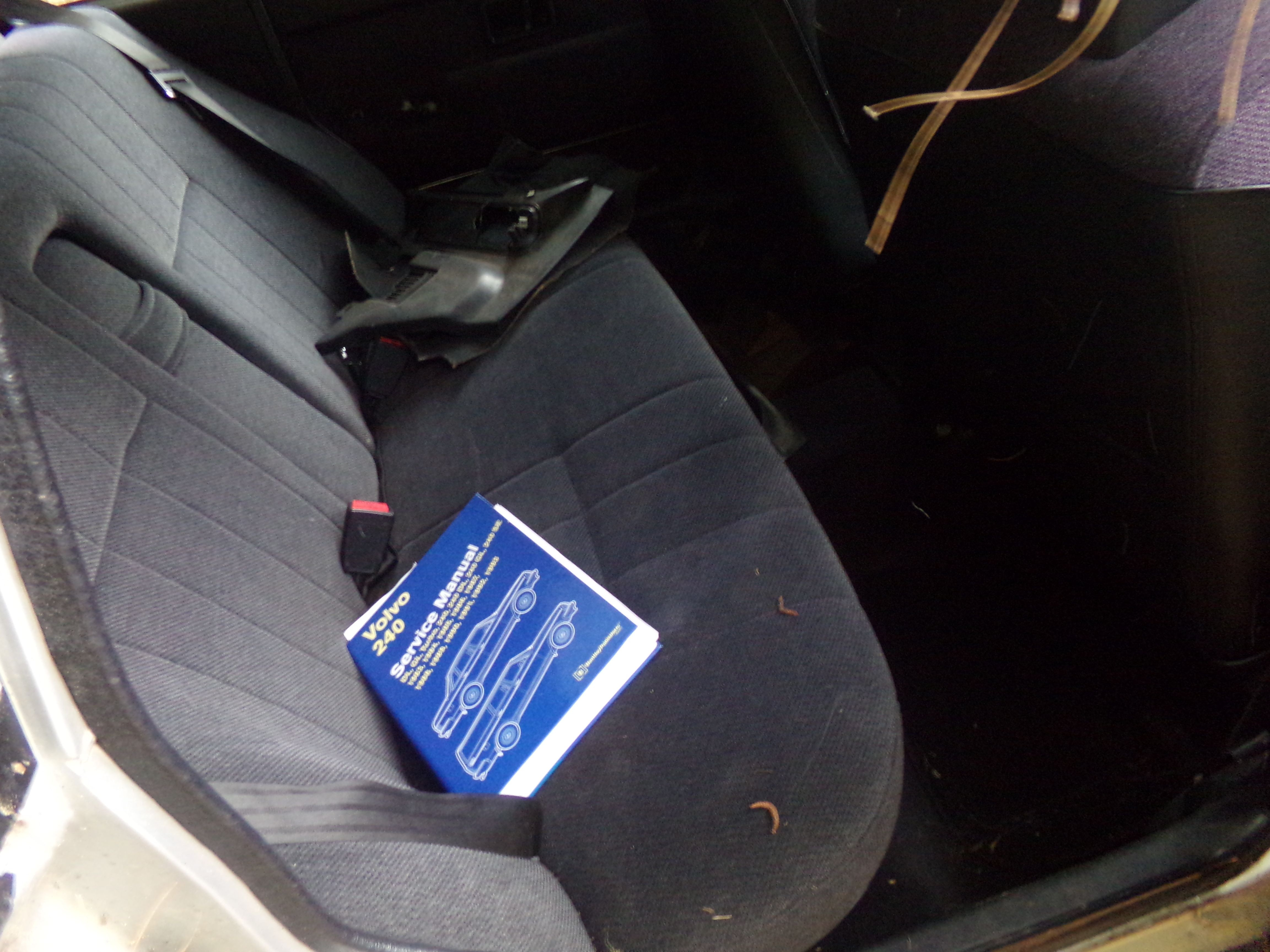 Used 1992 Volvo 240 GL Sedan RWD image 17