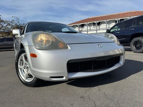 Used 2002 Toyota MR2 Spyder image 31