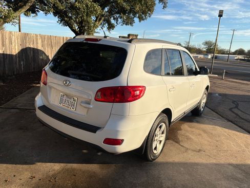 Used 2009 Hyundai Santa Fe GLS image 3