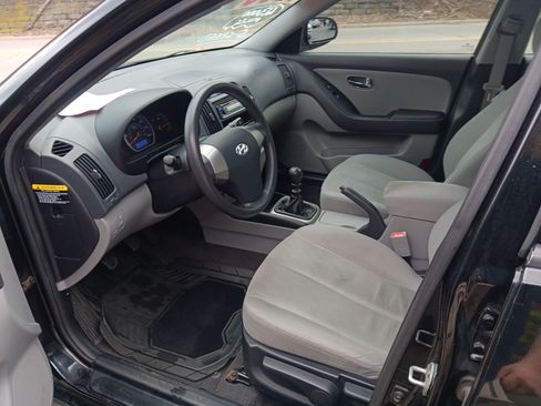 Used 2010 Hyundai Elantra image 12