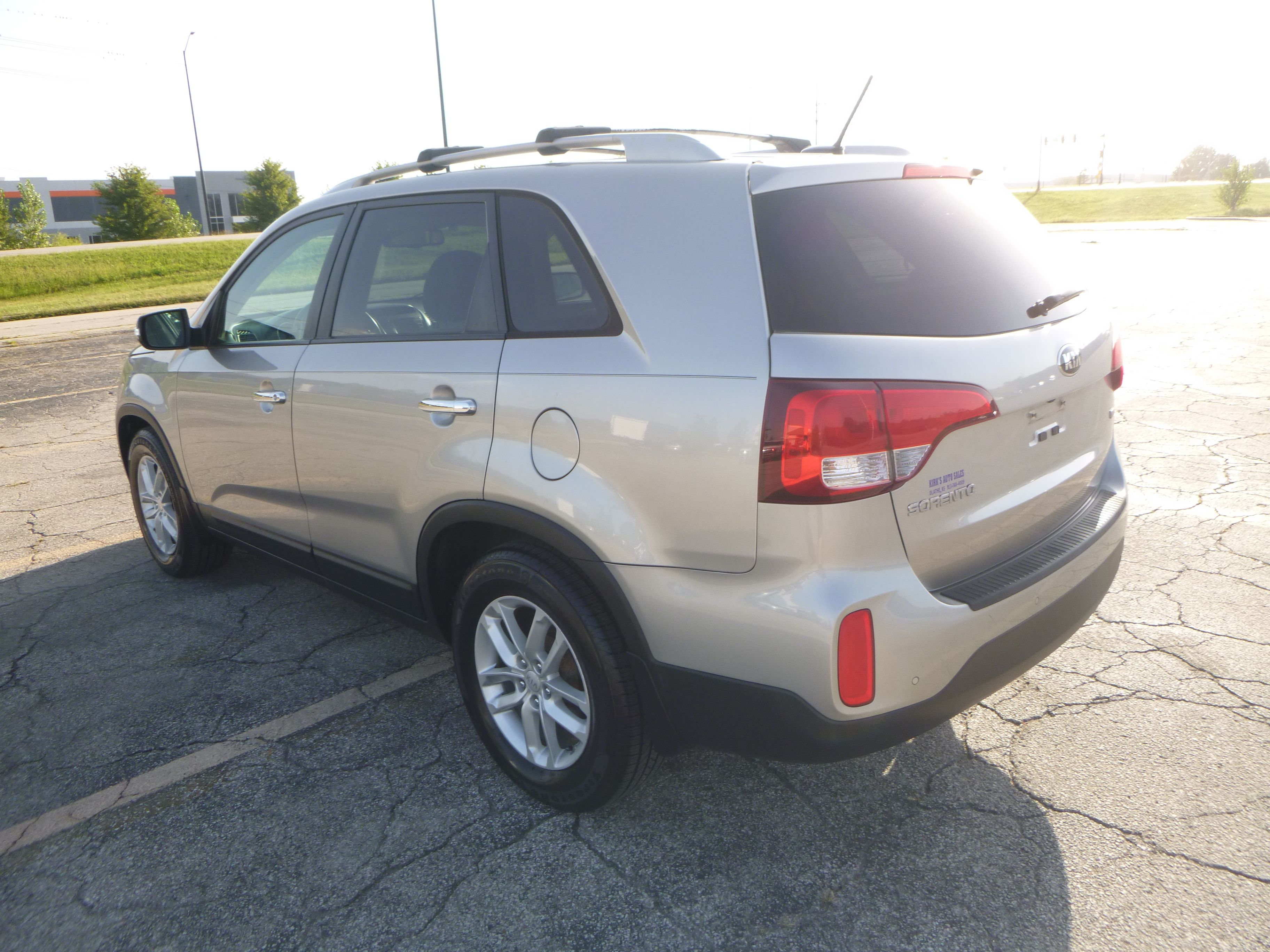 Used 2014 Kia Sorento FWD LX image 8