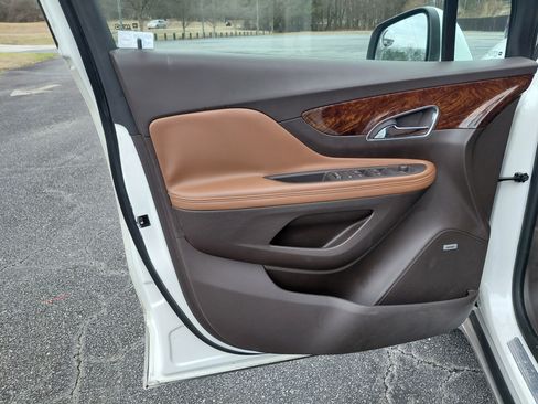 Used 2013 Buick Encore Premium image 11