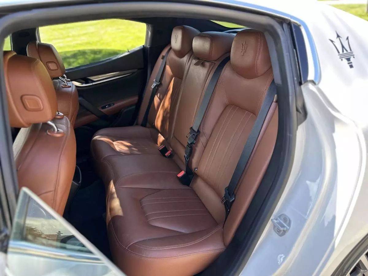 Used 2018 Maserati Ghibli UNAVAIL RWD image 18