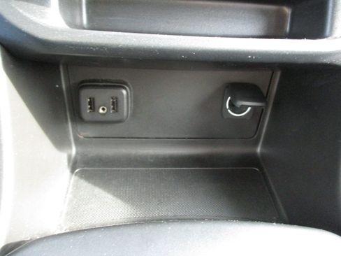 Used 2019 Chevrolet Colorado W/T image 41