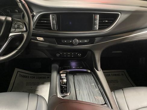 Used 2023 Buick Enclave AWD Sport Touring image 22
