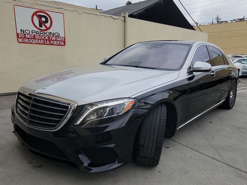 Used 2017 Mercedes-Benz S 550 Sedan w/ Sport Package image 3