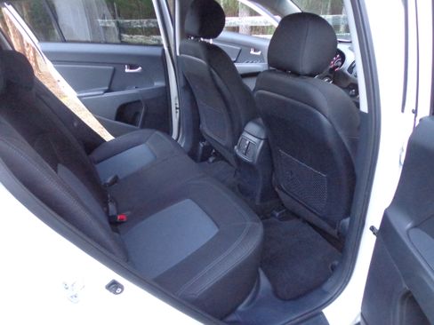 Used 2015 Kia Sportage LX image 13