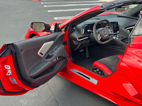 Used 2021 Chevrolet Corvette image 14