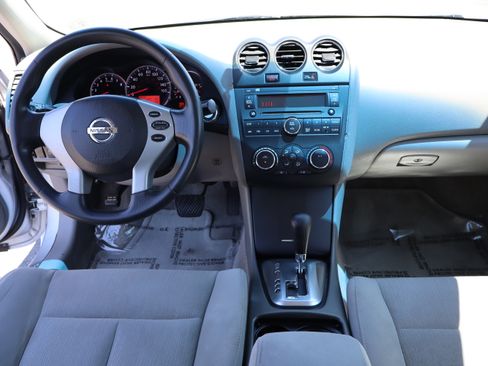 Used 2012 Nissan Altima 2.5 FWD image 15
