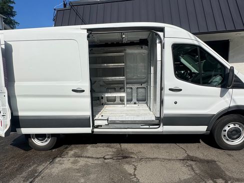 Used 2017 Ford Transit 250 148 Medium Roof RWD image 15