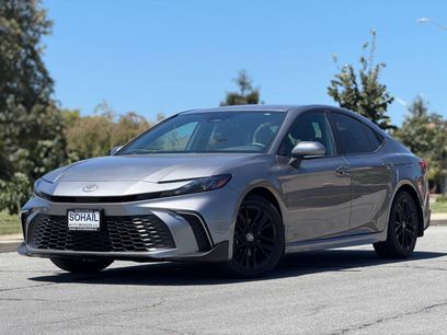Used 2025 Toyota Camry Hybrid