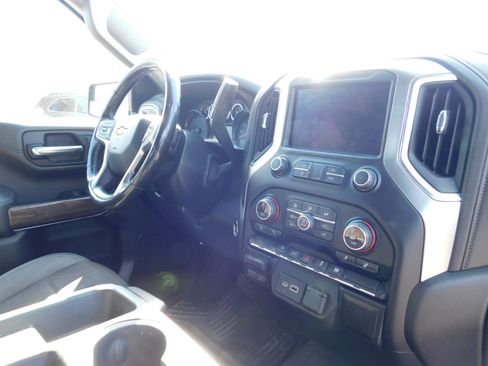 Used 2019 Chevrolet Silverado 1500 LT image 3