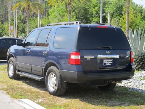 Used 2012 Ford Expedition XL image 3