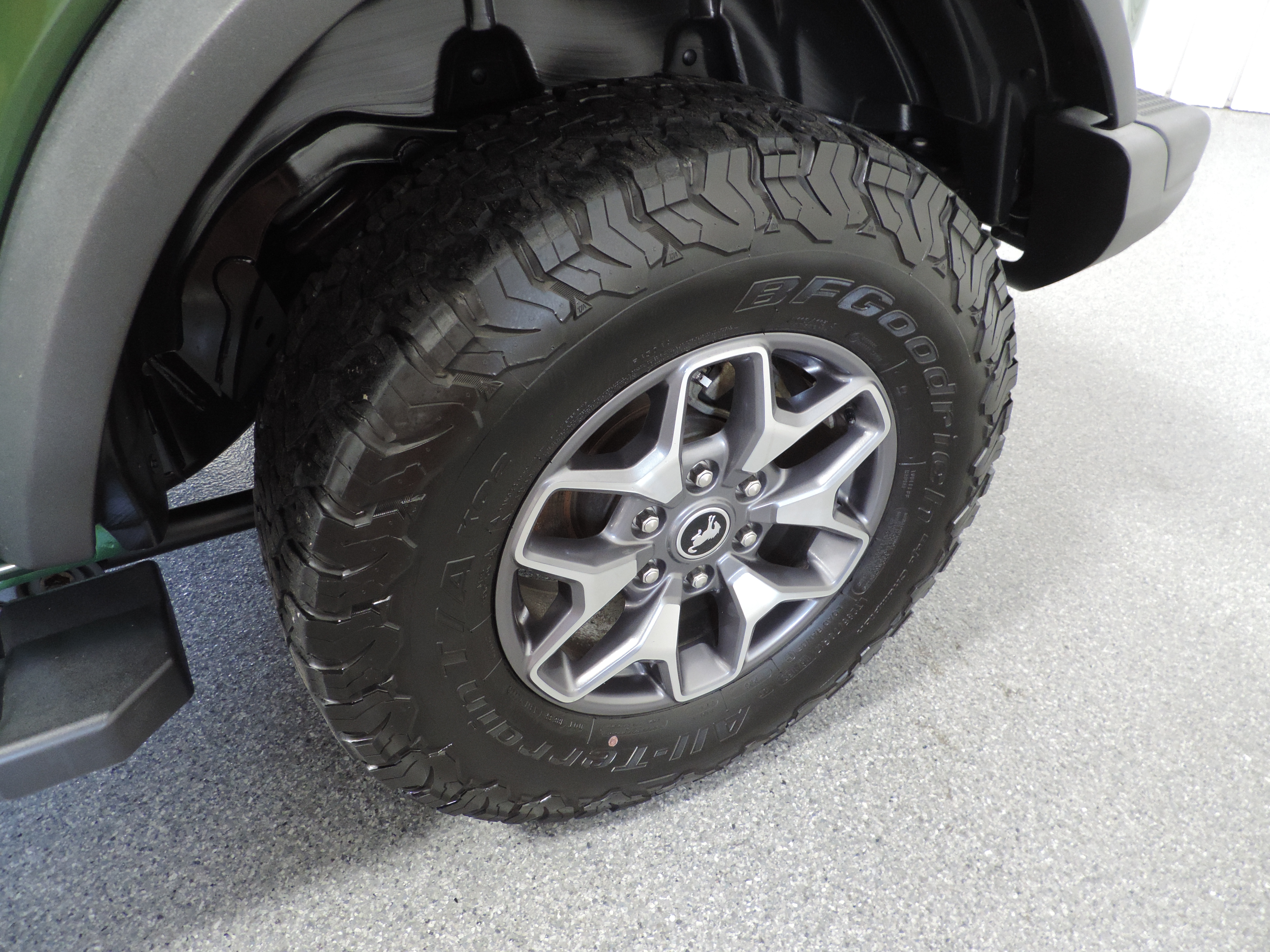 Used 2023 Ford Bronco 4-Door Badlands AWD/4WD image 17