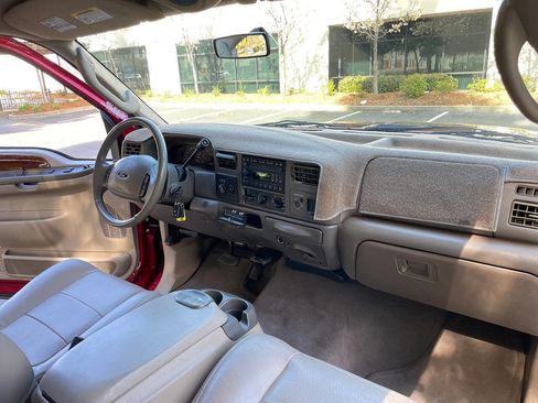 Used 2003 Ford F250 Lariat image 16
