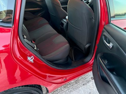 Used 2016 Dodge Dart SXT image 13