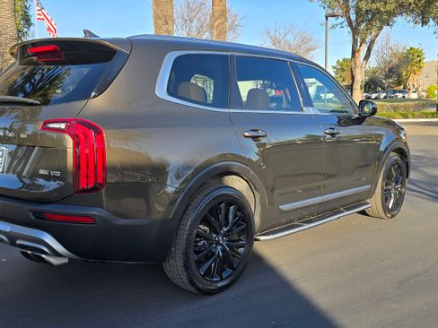 Used 2021 Kia Telluride SX Prestige image 7