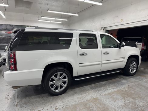 Used 2008 GMC Yukon XL Denali image 9