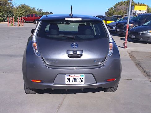 Used 2014 Nissan Leaf S FWD image 6