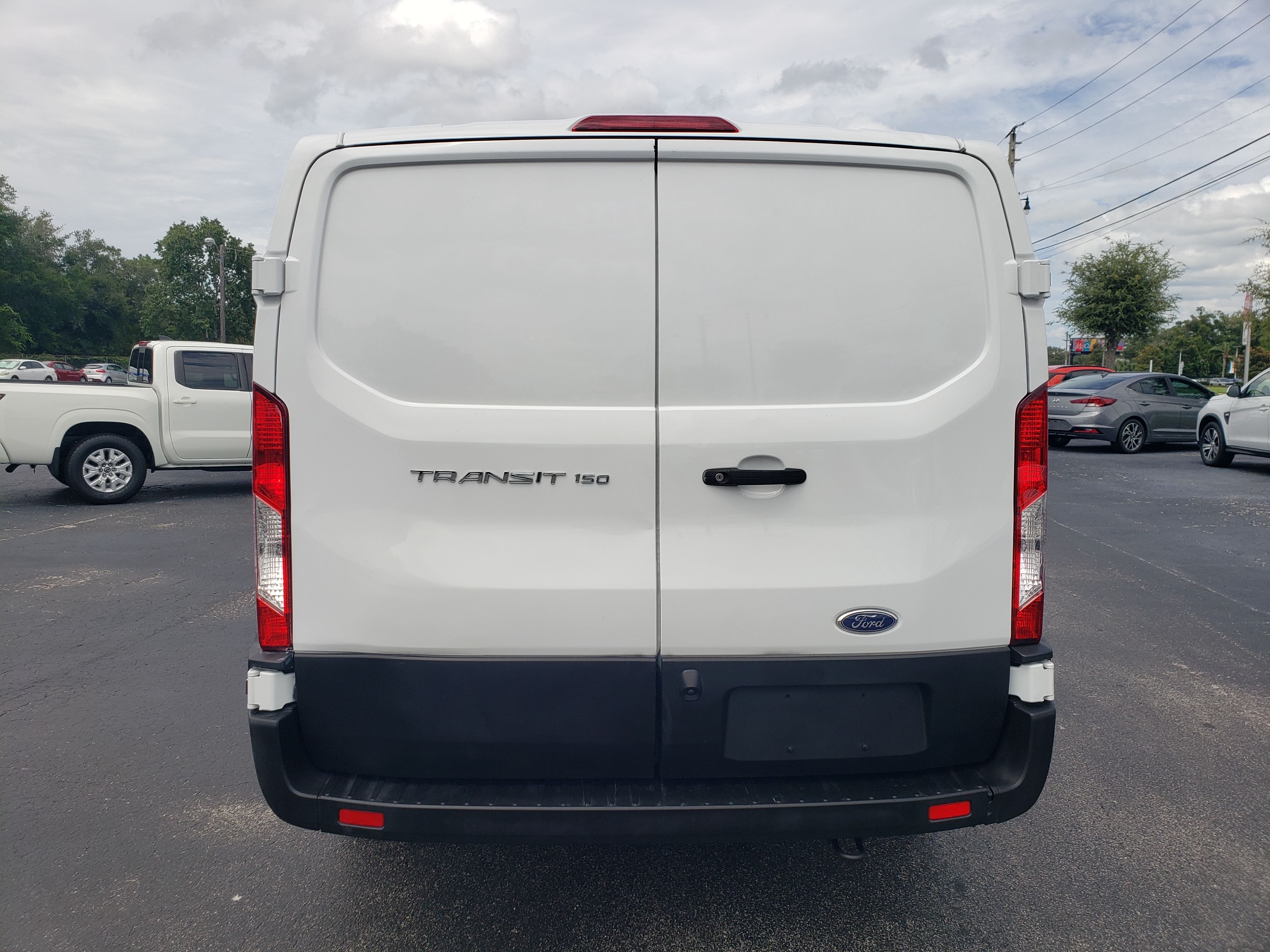 Used 2023 Ford Transit 150 148 Low Roof RWD image 4