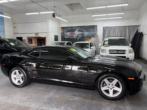 Used 2012 Chevrolet Camaro LS Coupe RWD image 9