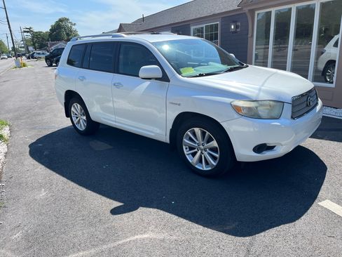Used 2008 Toyota Highlander 4WD Hybrid image 3