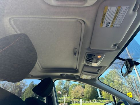 Used 2016 Subaru Crosstrek 2.0i Premium image 15