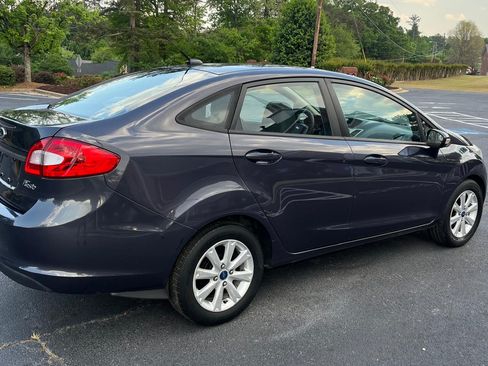Used 2013 Ford Fiesta SE Sedan FWD image 5