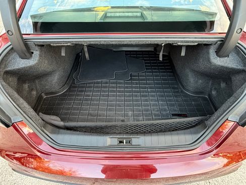 Used 2019 Nissan Maxima 3.5 SV image 10