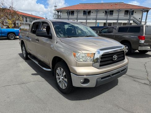 Used 2007 Toyota Tundra 4x4 CrewMax SR5 image 12