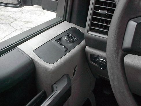 Used 2019 Ford F250 XL image 18