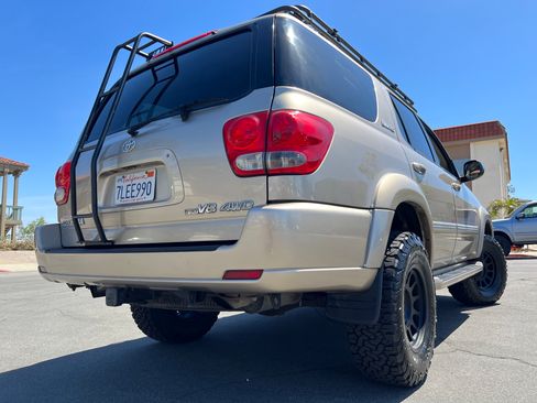 Used 2007 Toyota Sequoia Limited image 7