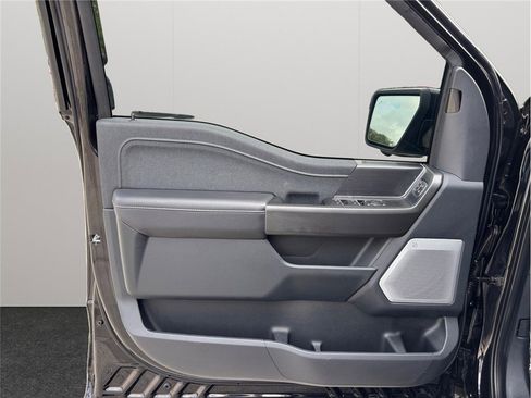 Used 2025 Ford F150 Lariat image 24