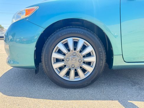 Used 2010 Toyota Corolla LE FWD image 14