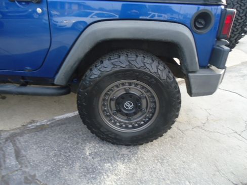 Used 2010 Jeep Wrangler Sport image 6