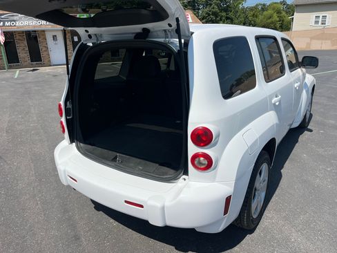 Used 2010 Chevrolet HHR LS FWD image 13