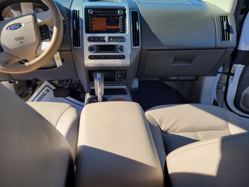 Used 2009 Ford Edge SEL image 11