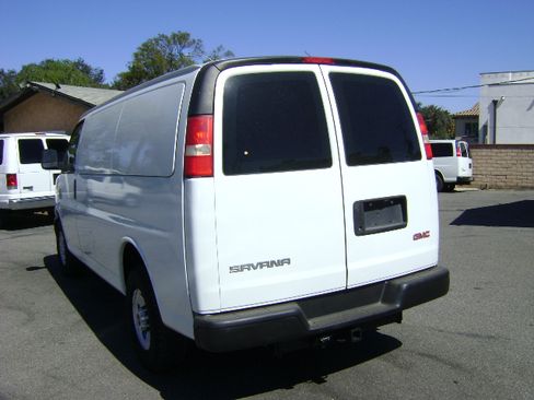 Used 2009 GMC Savana 3500 image 7