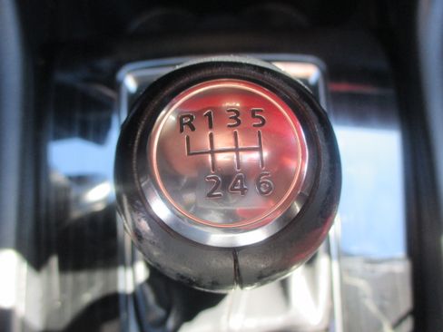 Used 2021 MAZDA MAZDA3 w/ Premium Package image 5