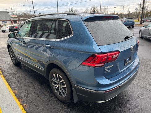 Used 2020 Volkswagen Tiguan SE image 4