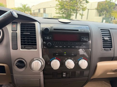 Used 2010 Toyota Tundra 4x4 Double Cab w/ SR5 & TRD image 33