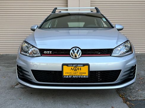 Used 2016 Volkswagen GTI image 4
