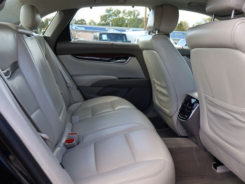 Used 2014 Cadillac XTS Platinum image 13