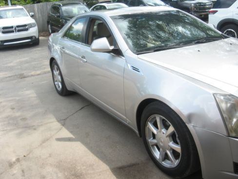Used 2008 Cadillac CTS 3.6 AWD image 3
