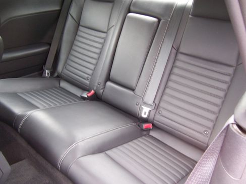 Used 2014 Dodge Challenger R/T Plus image 15