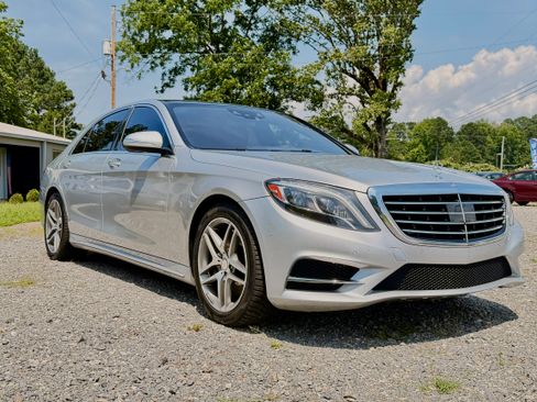 Used 2014 Mercedes-Benz S 550 Sedan w/ Sport Package image 4