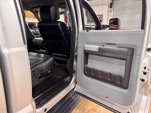 Used 2015 Ford F450 XLT image 17