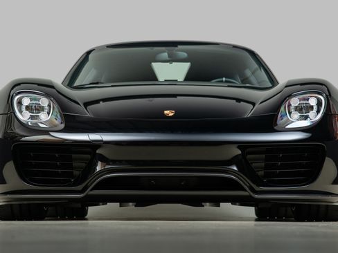 Used 2015 Porsche 918 Spyder AWD/4WD image 13