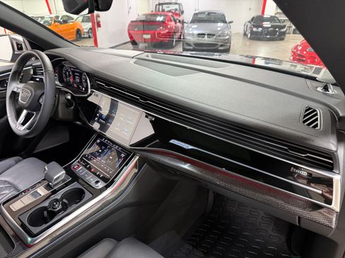 Used 2023 Audi SQ8 Prestige AWD/4WD image 24